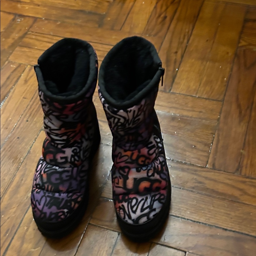 UGG Purple and Black Winter Boots